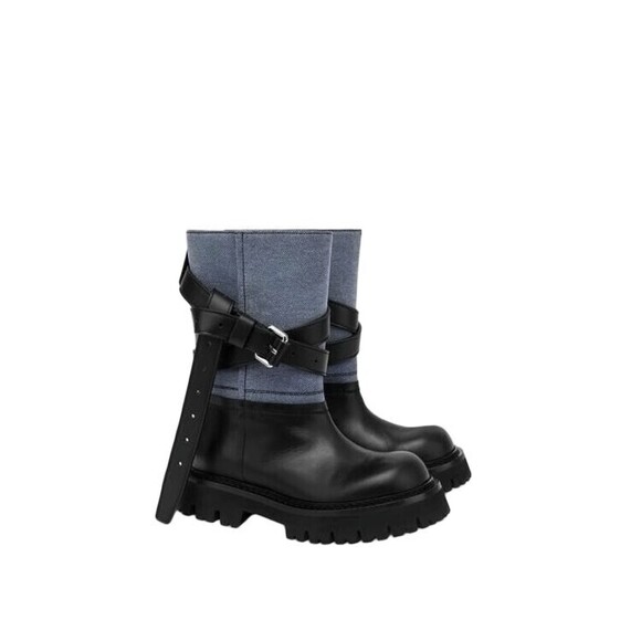 Moschino Edgy Black Leather Boots With Textured Upper - NWT - Picture 2 of 3